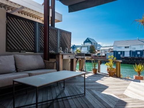 Three Bedroom Waterfront Holiday Home