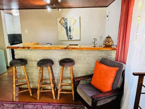 Honeymoon King Room