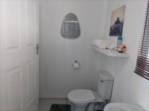 Queen Room with Swimming Pool View
