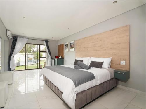 Luxury Family Suite