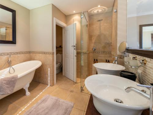 Standard Suite (3)