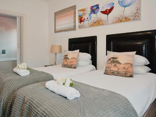Luxury Twin Rooms