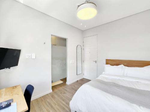 Standard Double Room with View