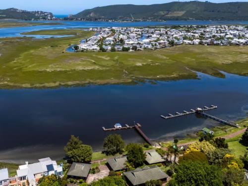 Knysna Lagoon - On the Waters Edge
