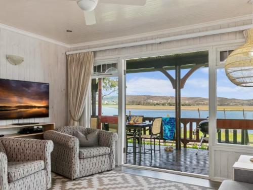 Knysna River Club - Lagoonside Bliss