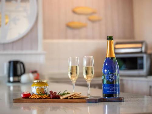 Knysna River Club - Lagoonside Bliss