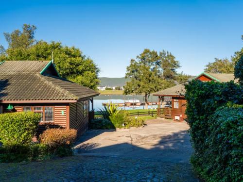 Knysna River Club - Waterside Magic
