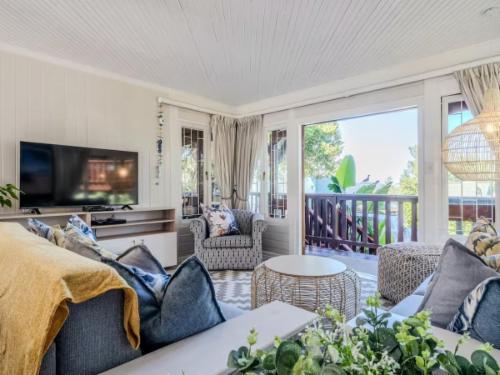 Knysna - Paradise by the Lagoon