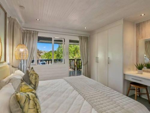 Knysna - Somerschoon Tulip Retreat