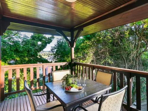 Magical Lagoon-side Chalet 26