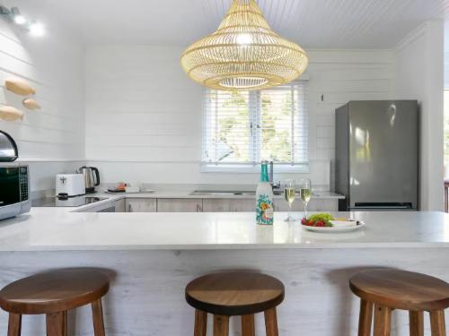 Magical Lagoon-side Chalet 26