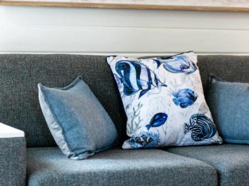 Magical Lagoon-side Chalet 27