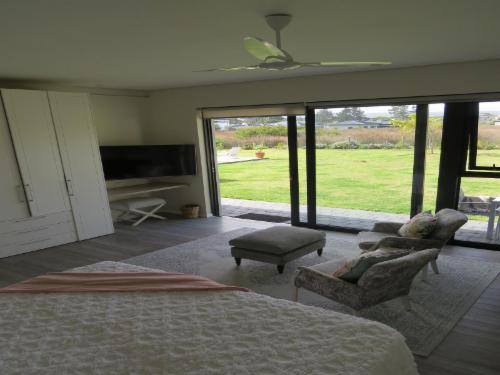 Private mountain/garden view Room