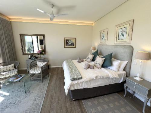 Private mountain/garden view Room