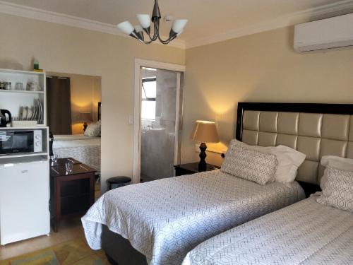 Ficus Room