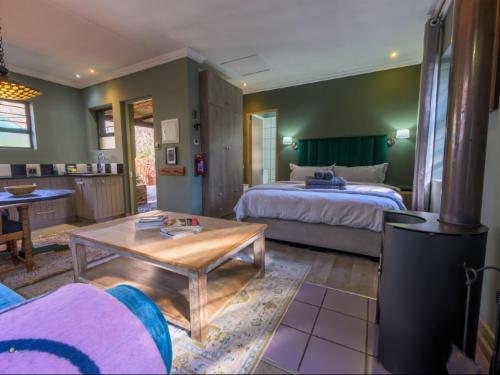 Deluxe King Room