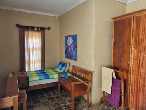 Standard 6-Sleeper Chalet