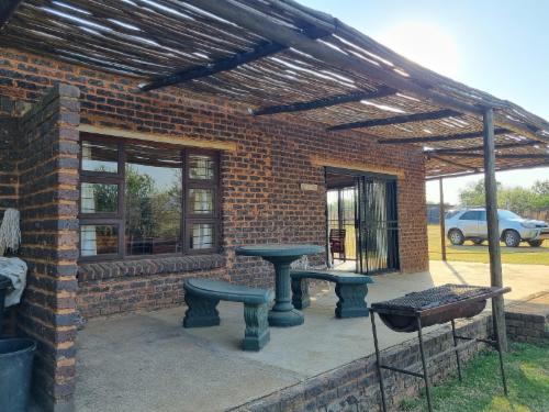 Cosy 6-Sleeper Chalet