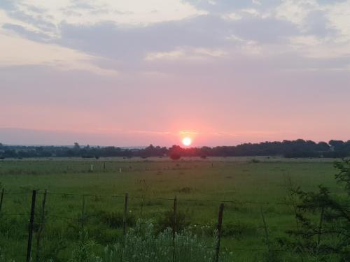 Ma-Ria's 14-Sleeper Farmhouse