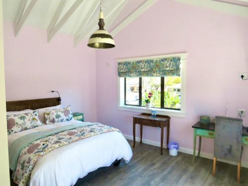 The Baigrie Garden Cottage - Queen Room