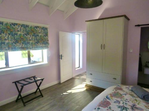 The Baigrie Garden Cottage - Queen Room