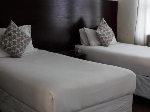 Deluxe Twin Room with balcony