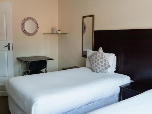 Deluxe Twin Room with balcony