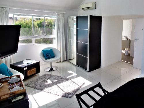 Deluxe Suite with Sea View