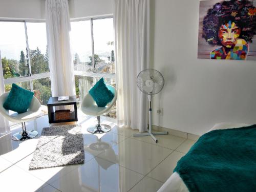 Superior Suite with Pool View