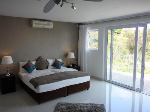 Executive Suite with Garden View