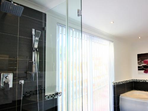 Luxury Suite with Garden View