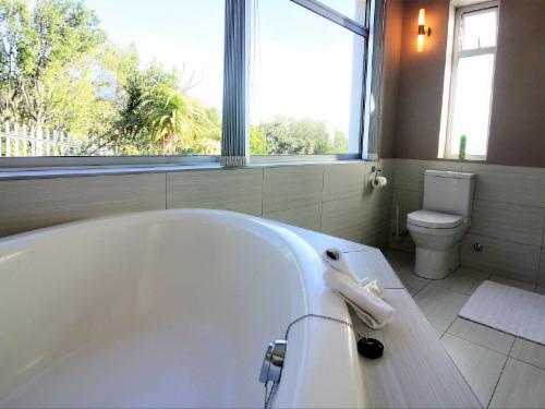 Premier Suite with Garden View