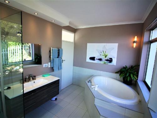 Premier Suite with Garden View