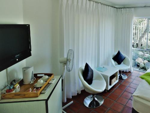 Junior Suite with Garden View