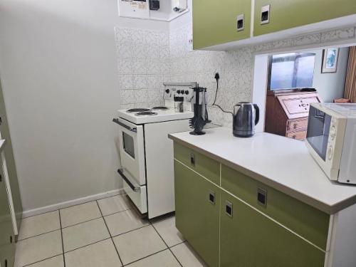 Economy 1-Bedroom Apartment | No. 908
