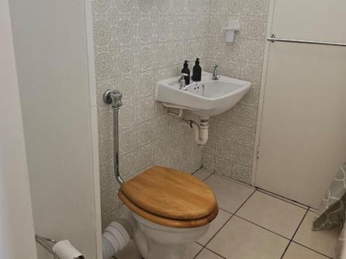 Economy 1-Bedroom Apartment | No. 908
